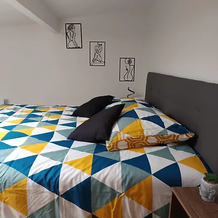 Jolie Maison Neuve - Malisone - Ferienhaus *